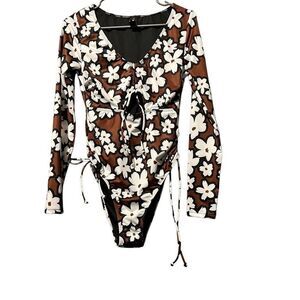 Hurley Big Daisy Floral Print  Brown / White Lg one piece swimsuit long sleeve